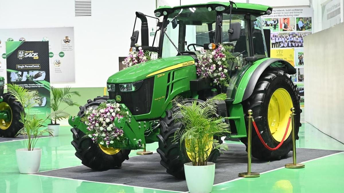 John Deere unveils 130 HP tractor at ₹65 lakh